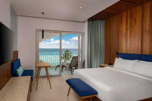 Enclave King Room at Hilton Cancun Mar Caribe All-Inclusive Resort